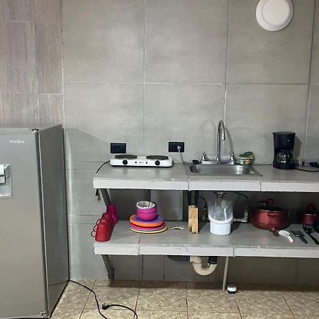Be My Guest Cabinas Puerto Viejo de Talamanca Ngoại thất bức ảnh