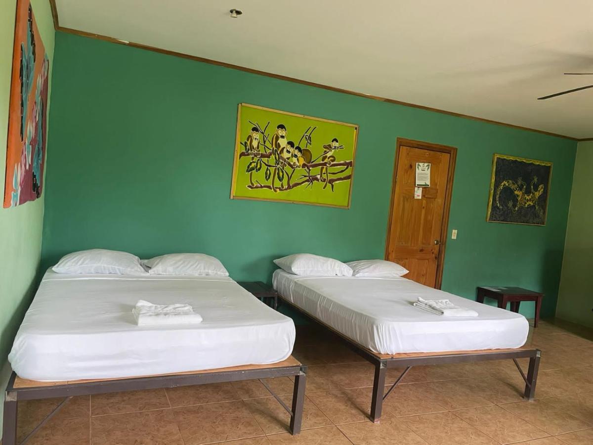 Be My Guest Cabinas Puerto Viejo de Talamanca Ngoại thất bức ảnh