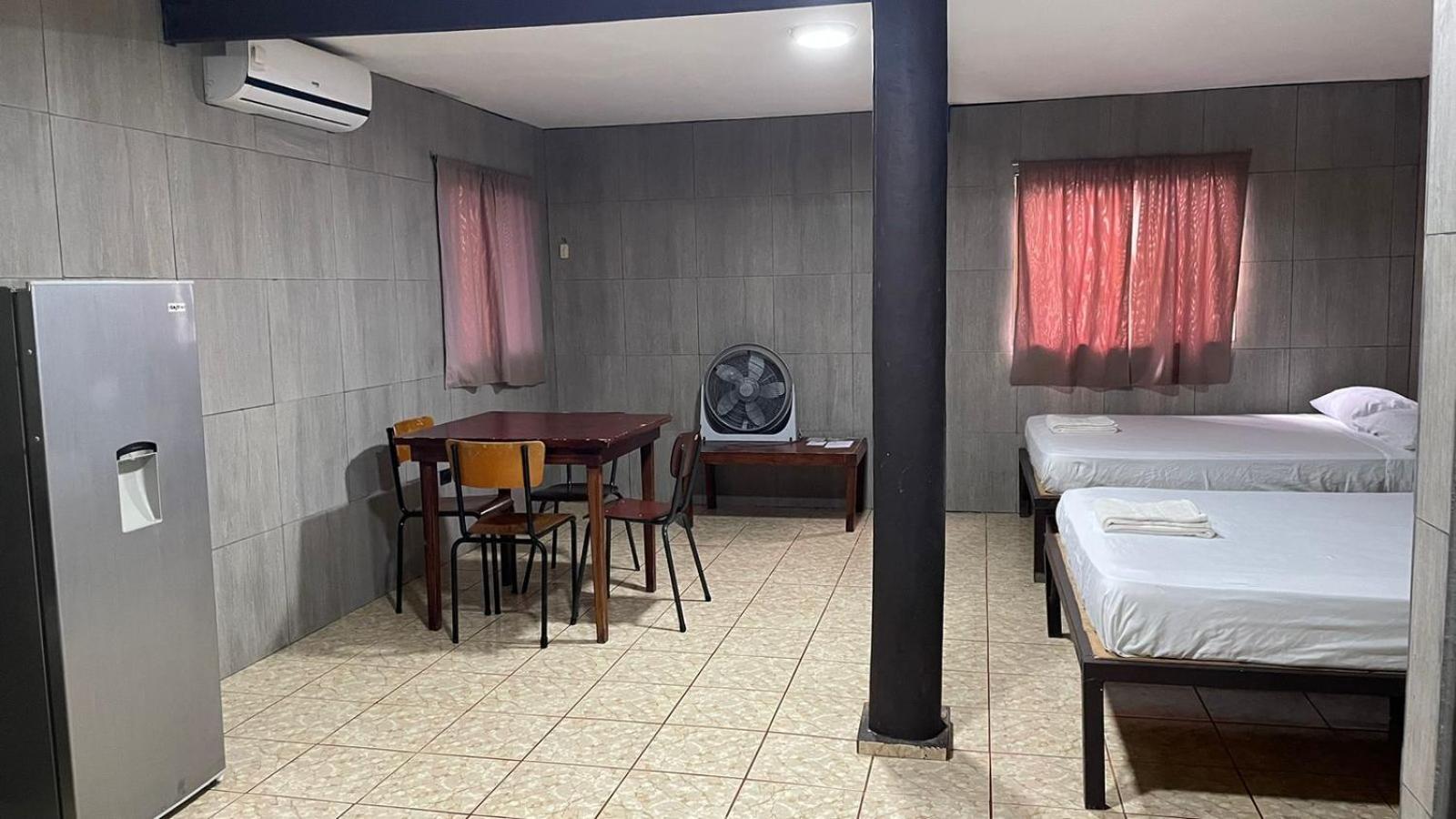Be My Guest Cabinas Puerto Viejo de Talamanca Ngoại thất bức ảnh