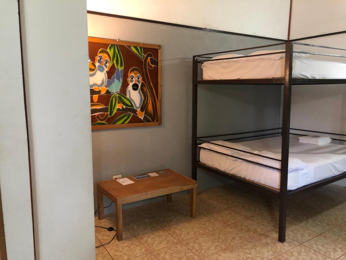 Be My Guest Cabinas Puerto Viejo de Talamanca Ngoại thất bức ảnh